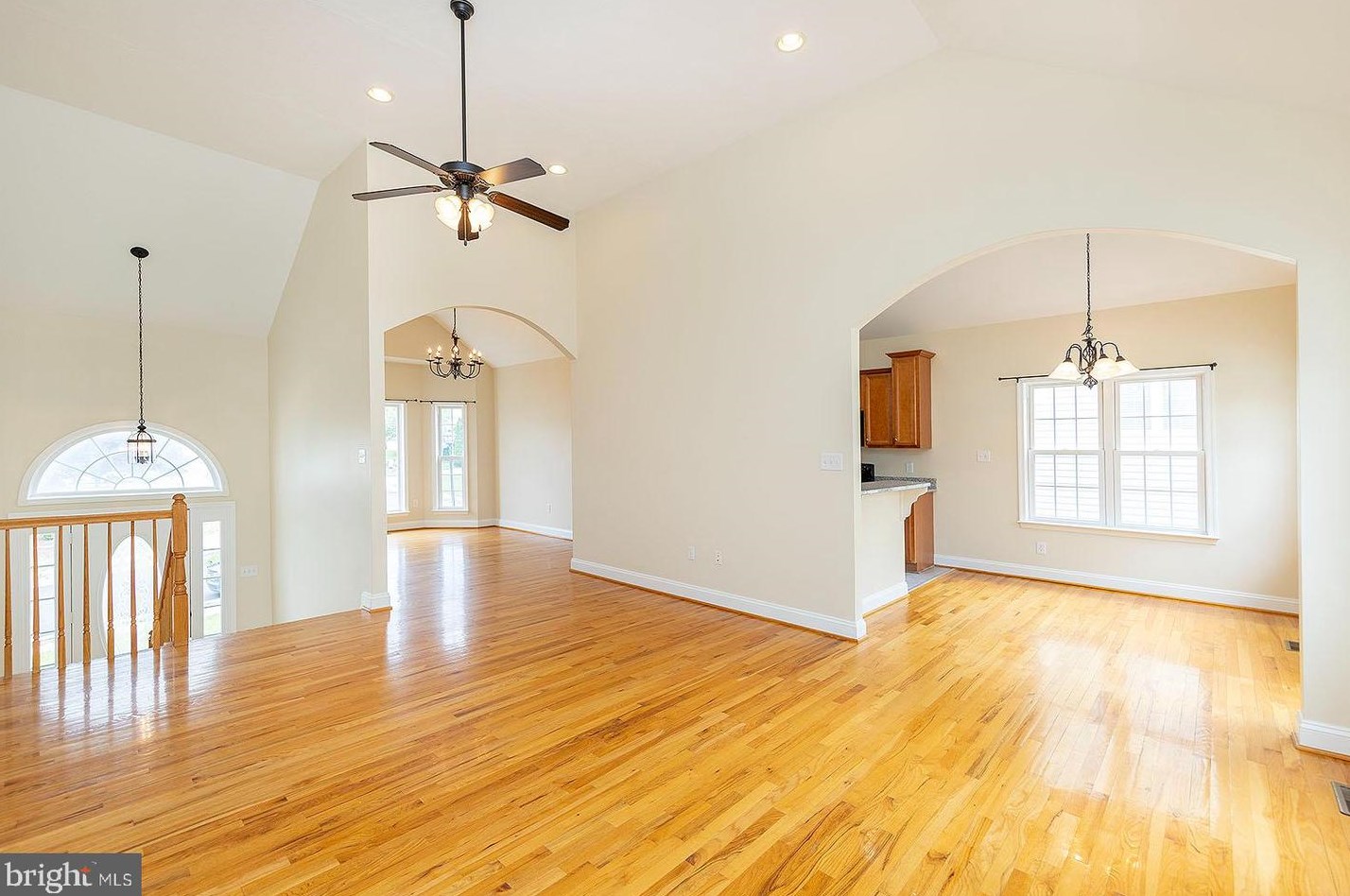 816 Island Farm Rd, Strasburg, VA 22657