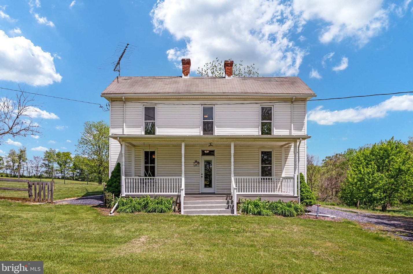 658 Pennywitt Rd, Mount Jackson, VA 22842-2847