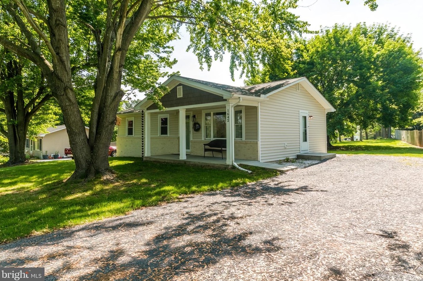 1642 S Ox Rd, Edinburg, VA 22824