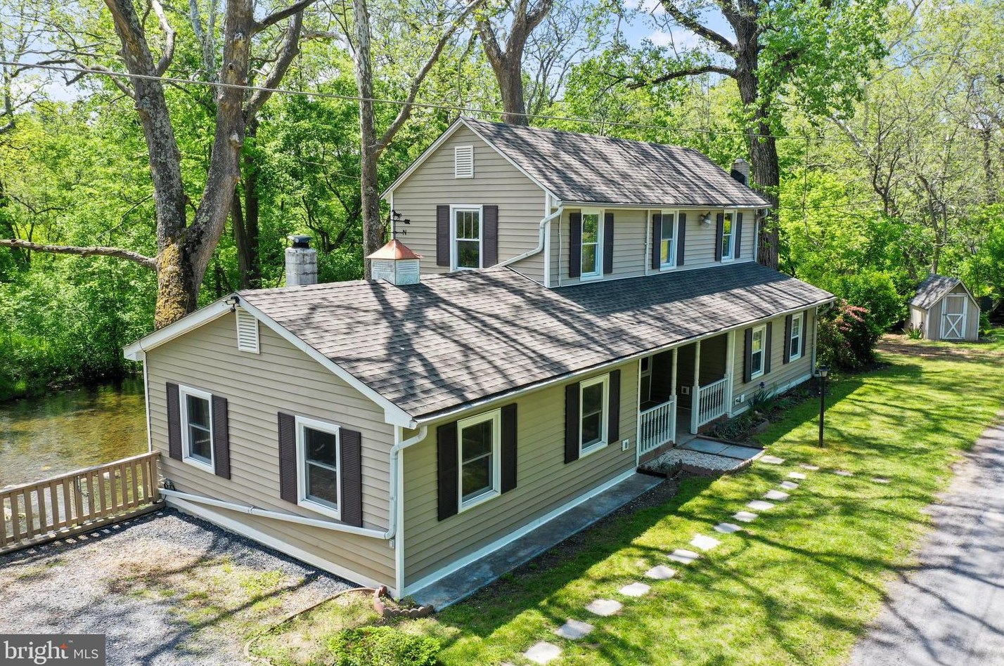 37 Corner Rd, Edinburg, VA 22824