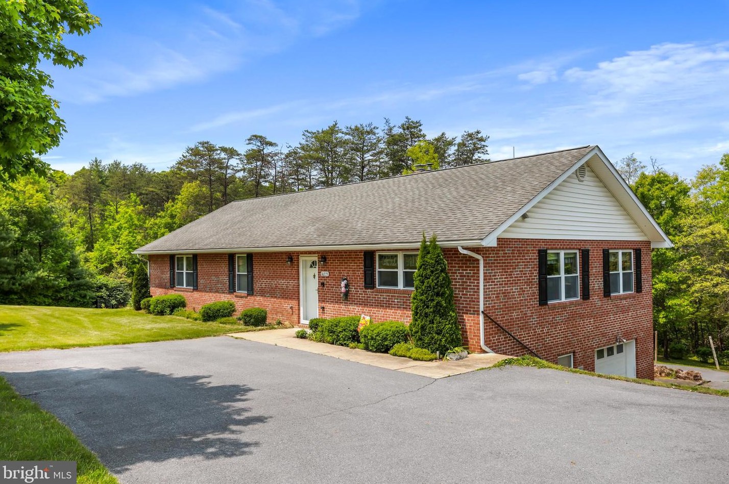 10223 Fort Valley Rd, Saint Davids Church, VA 22652