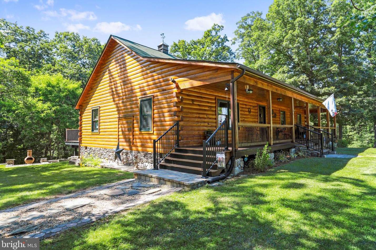 231 Blue Bell Ln, Strasburg, VA 22657