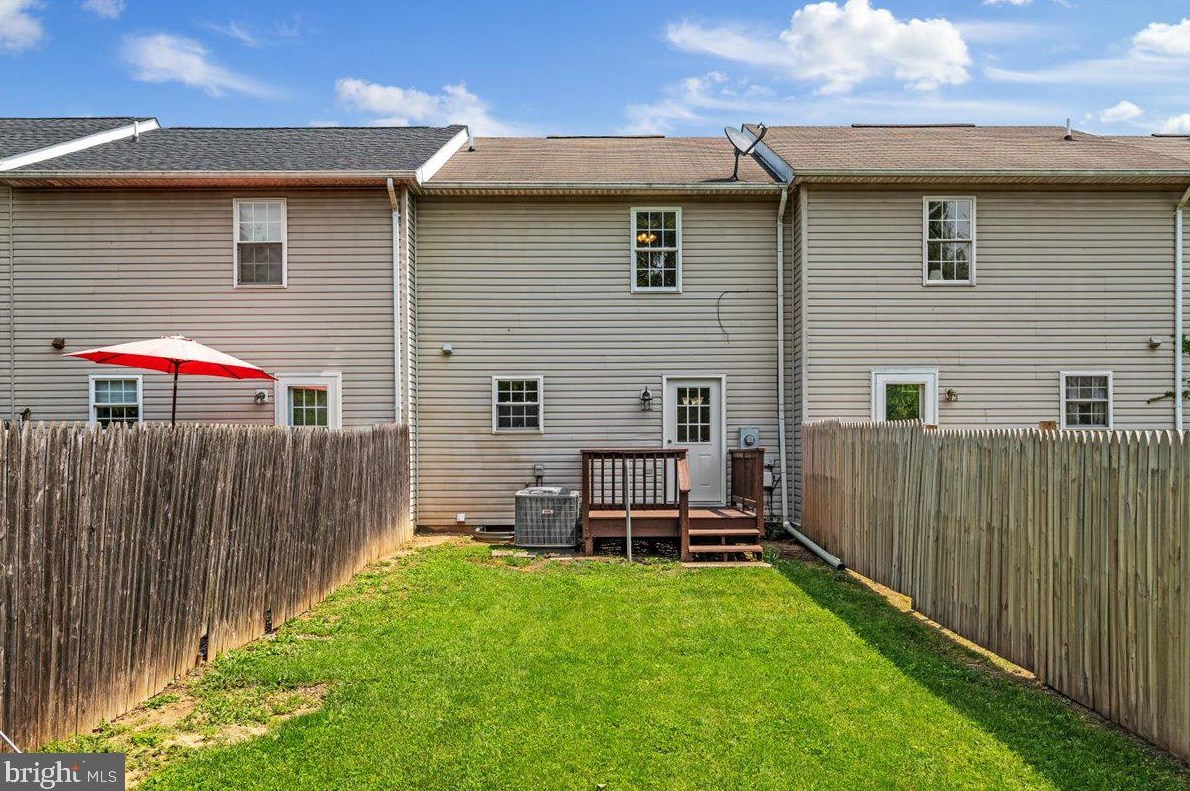 224 Waterbrook Ct, Woodstock, VA 22664
