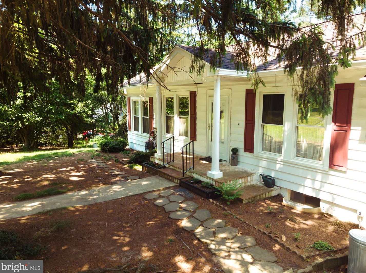 1837 E Lee Hwy, New Market, VA 22844