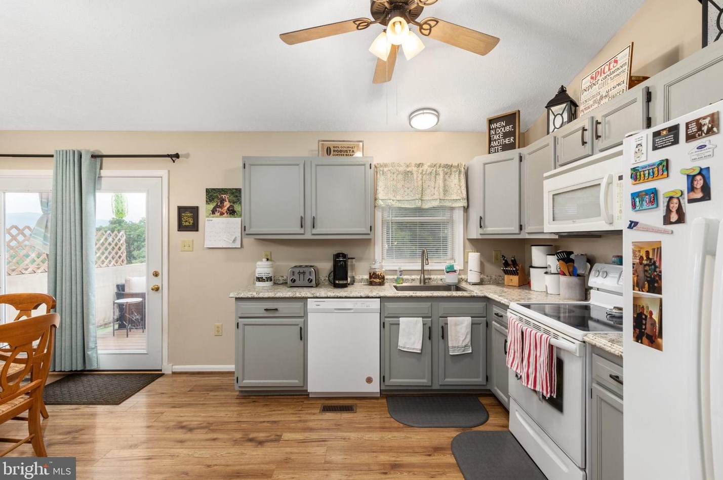 355 Breckenridge Ct, Strasburg, VA 22657