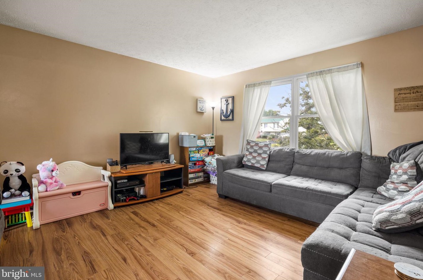 189 Breckenridge Ct, Strasburg, VA 22657