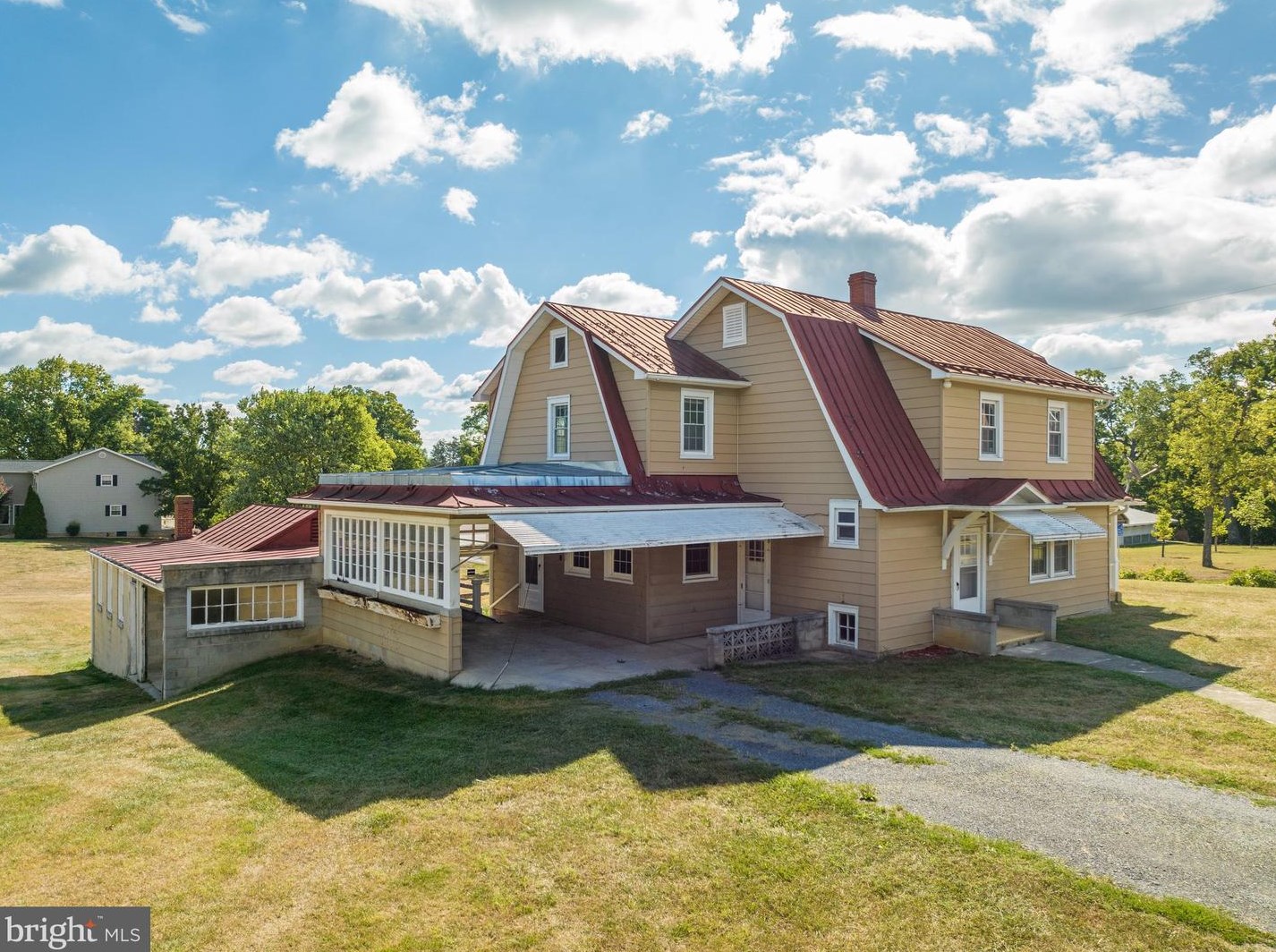 1928 Oranda Rd, Strasburg, VA 22657
