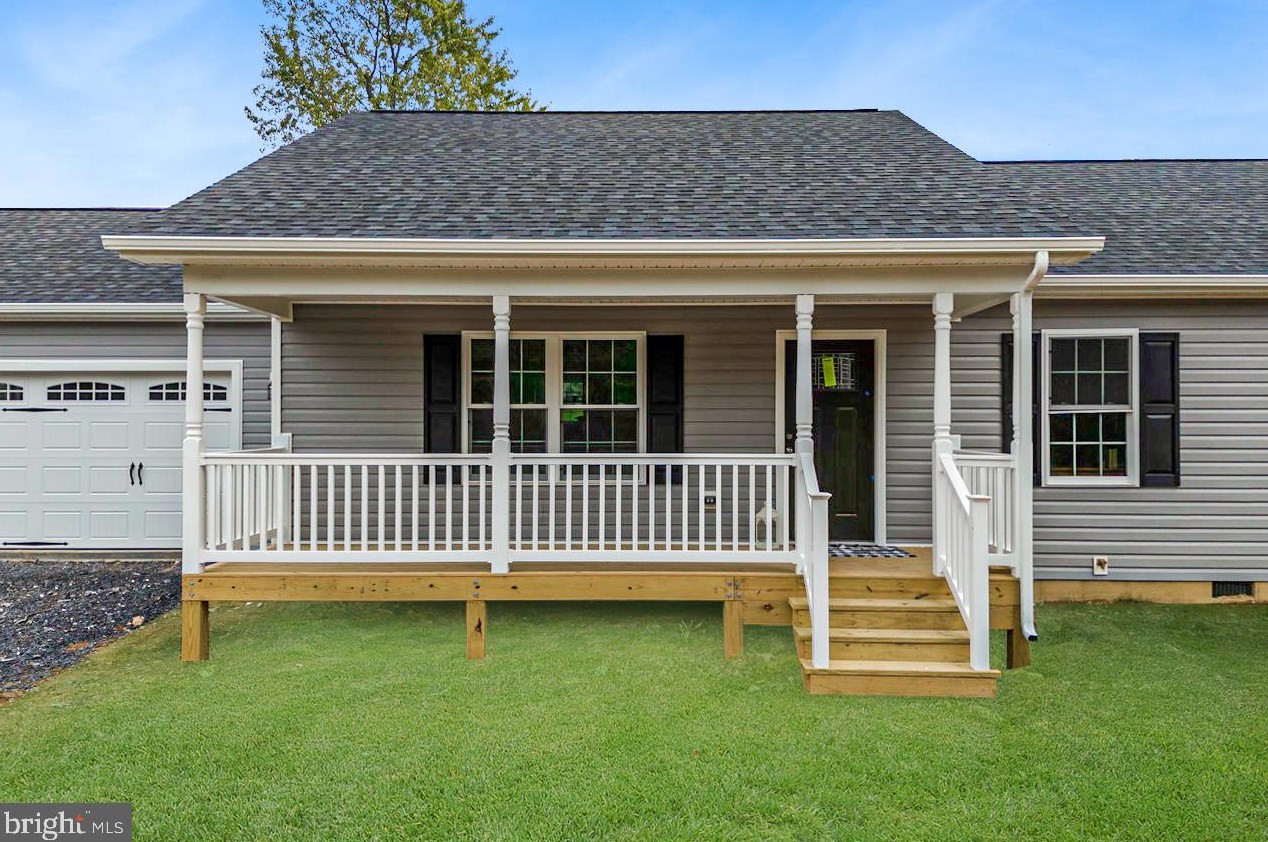 230 E Hughes St, Woodstock, VA 22664