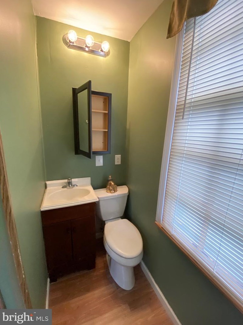 161 Capon St, Strasburg, VA 22657