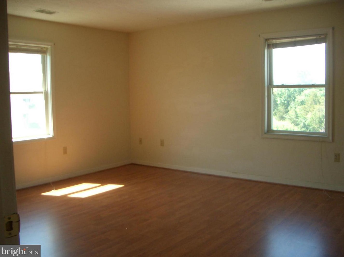 65 Hailey Ln #b-11, Strasburg, VA 22657