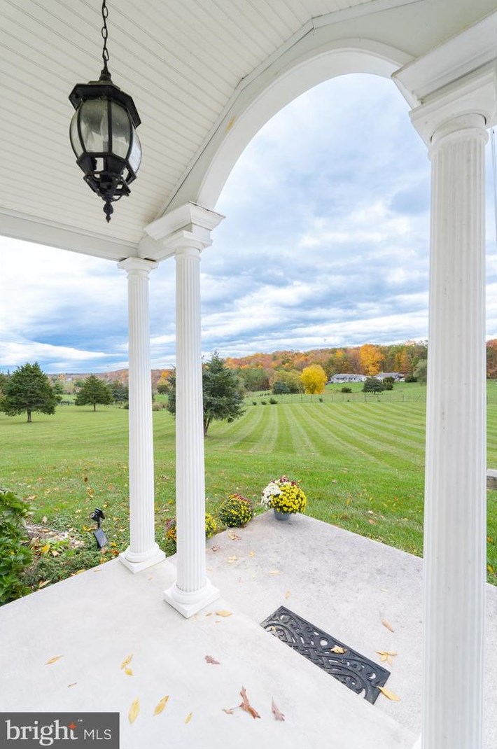 941 Copp Rd, Strasburg, VA 22657