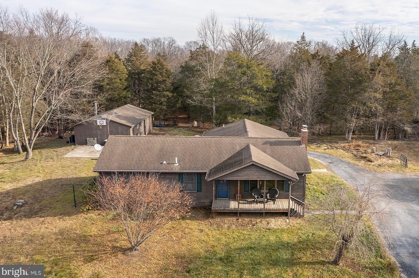 338 Calamus Ln, Strasburg, VA 22657