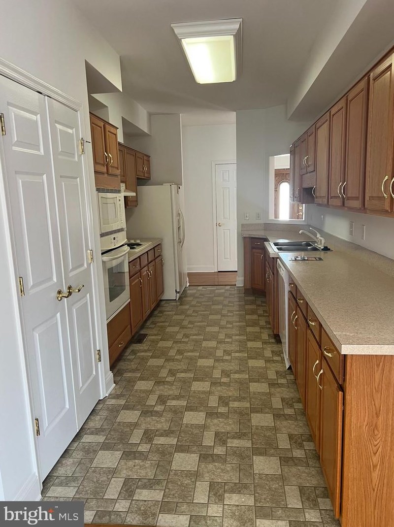 126 Donna Dr, Woodstock, VA 22664