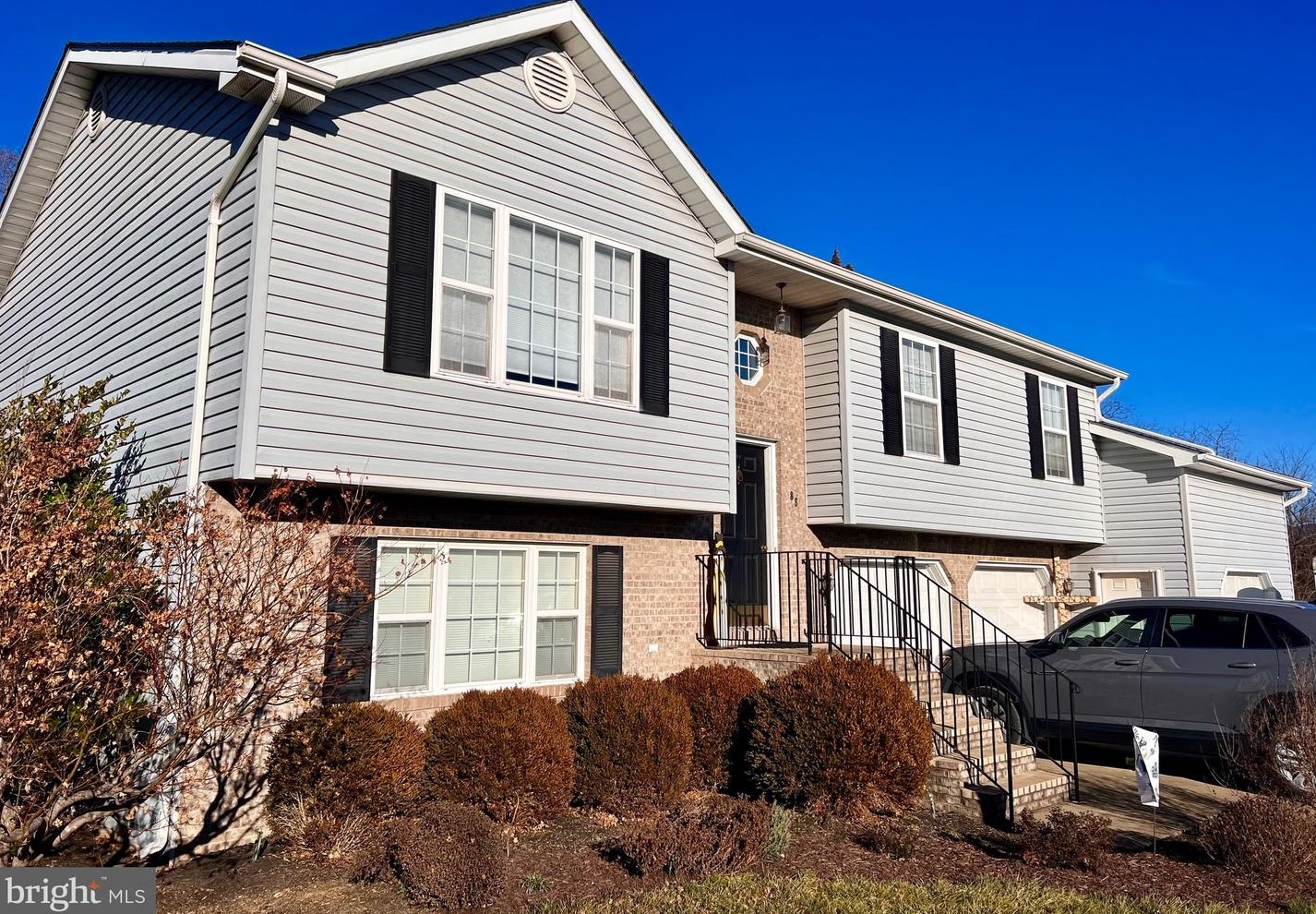 88 Friendship Ct, Toms Brook, VA 22660-2057
