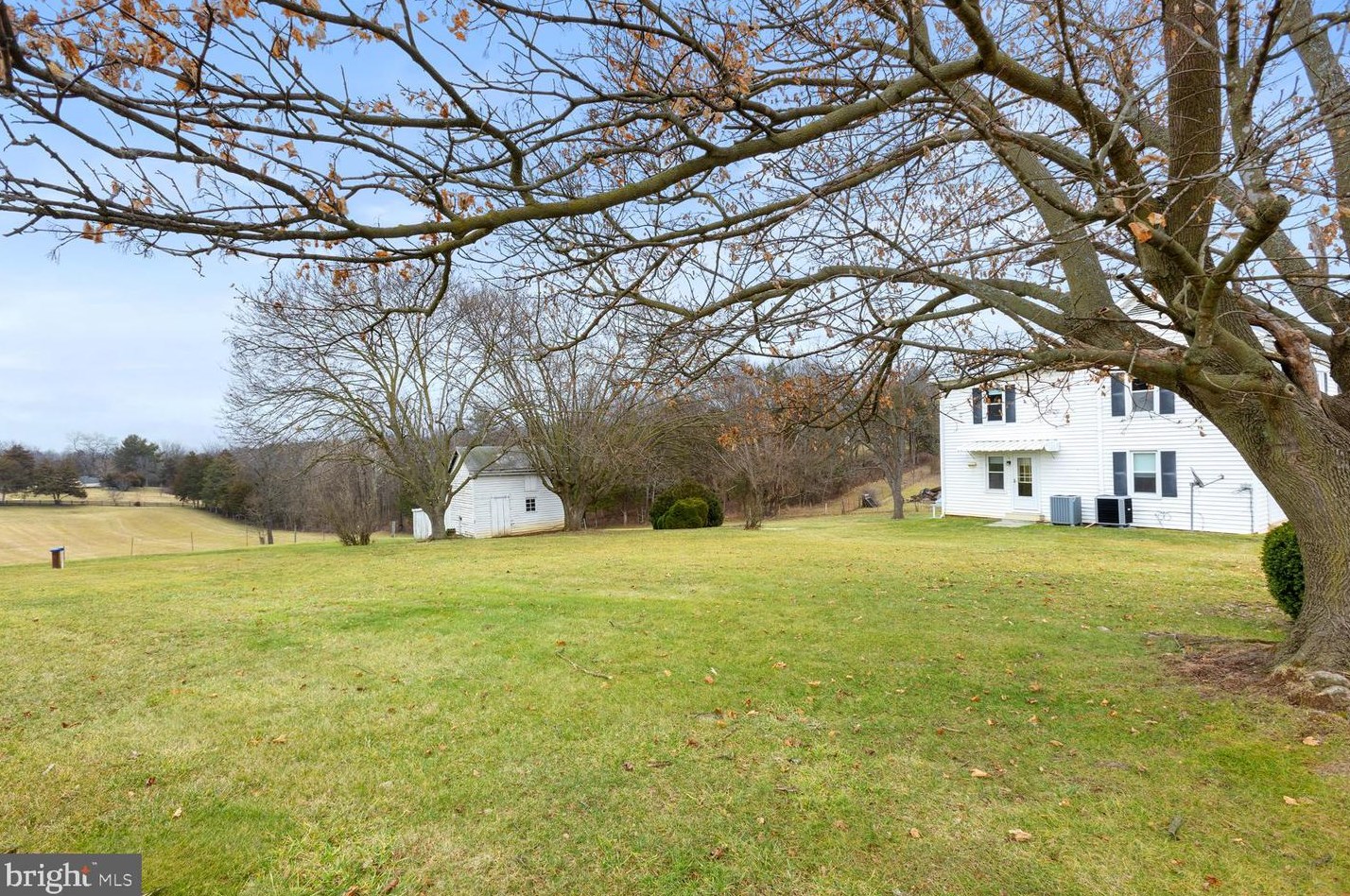 207 Old Bethel Rd, Edinburg, VA 22824