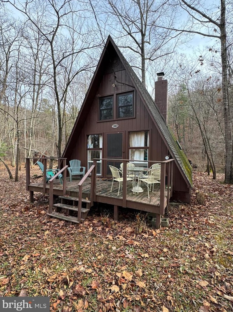 1662 Camp Roosevelt Rd, Saint Davids Church, VA 22652-3130