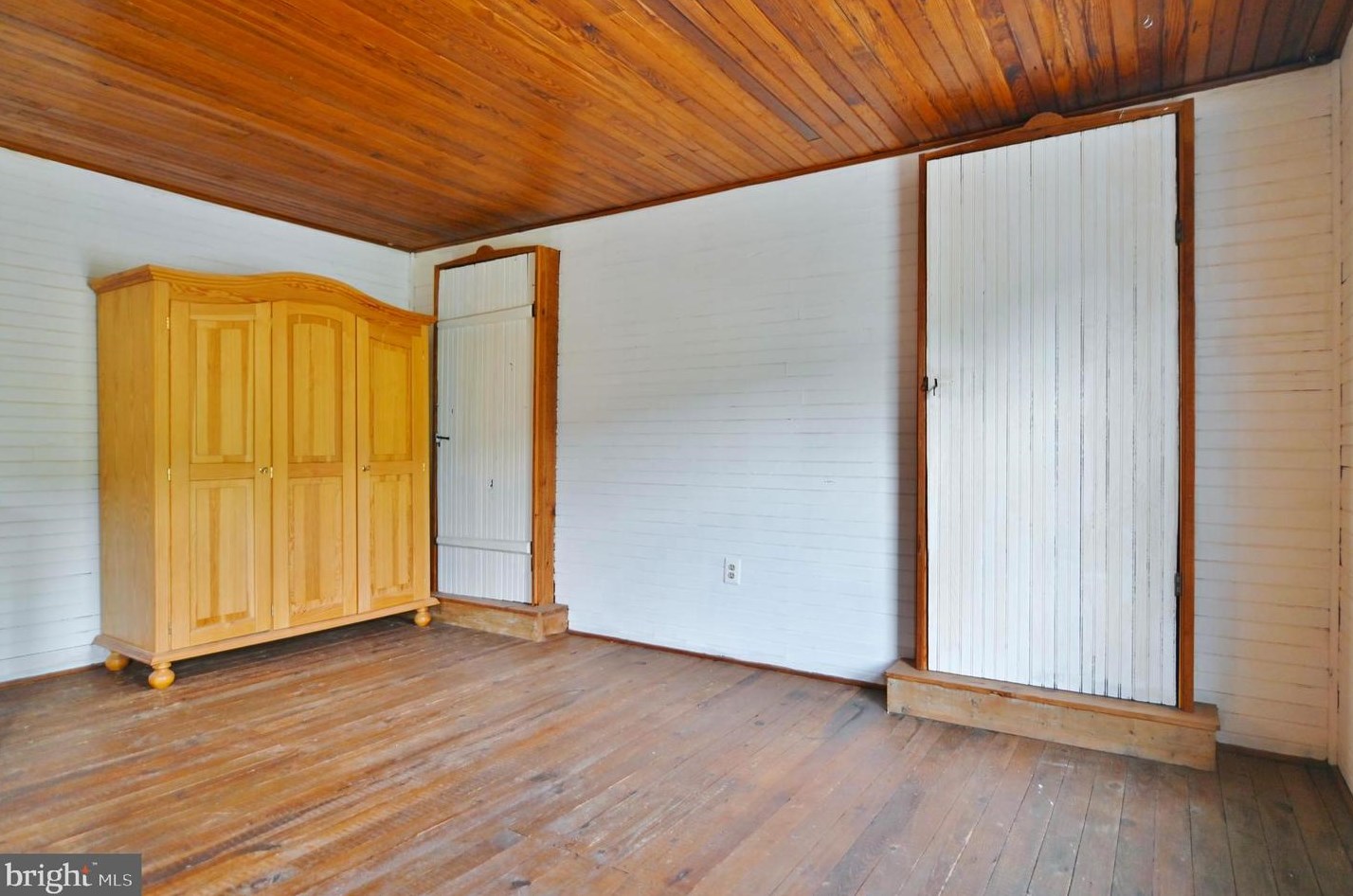 3110 Orkney Grade, Mount Jackson VA  22842-3320 exterior