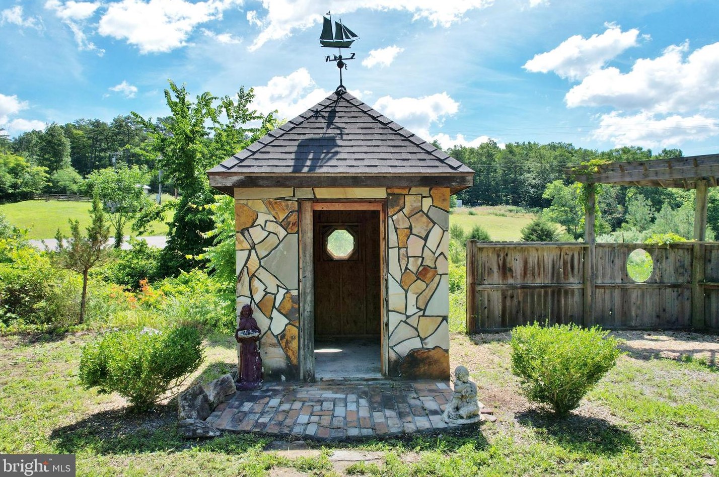 3110 Orkney Grade, Mount Jackson VA  22842-3320 exterior