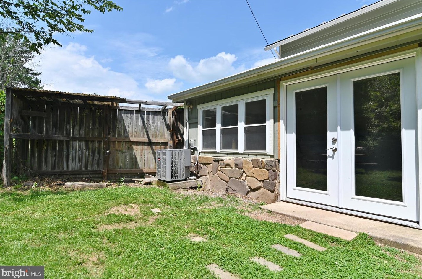 3110 Orkney Grade, Mount Jackson VA  22842-3320 exterior