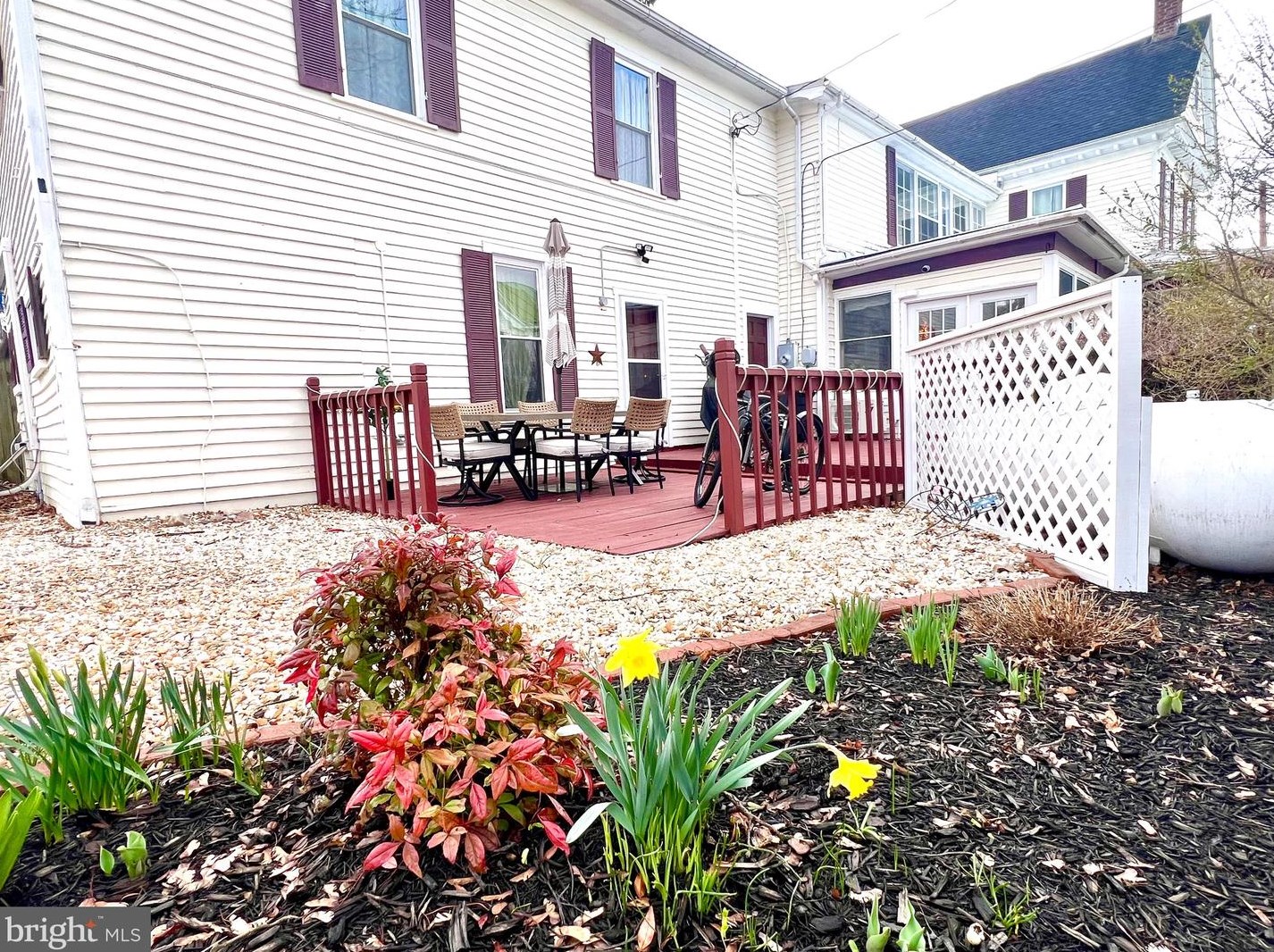 102 High St, Edinburg VA  22824-3084 exterior