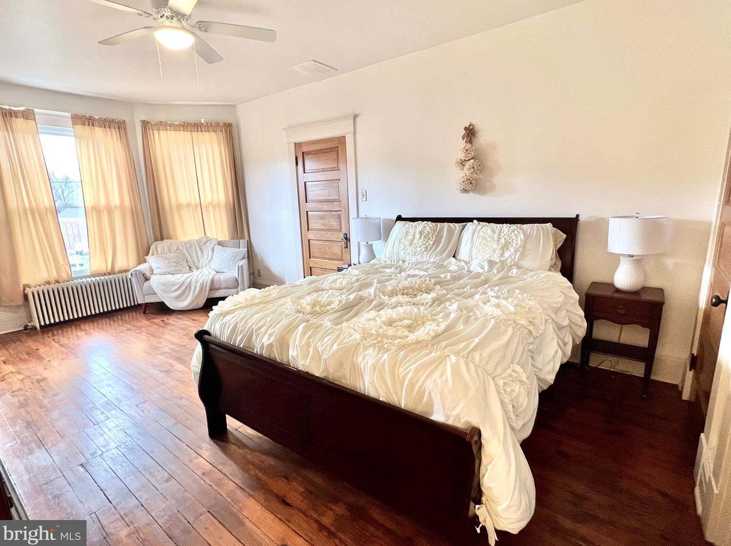 102 High St, Edinburg VA  22824-3084 exterior