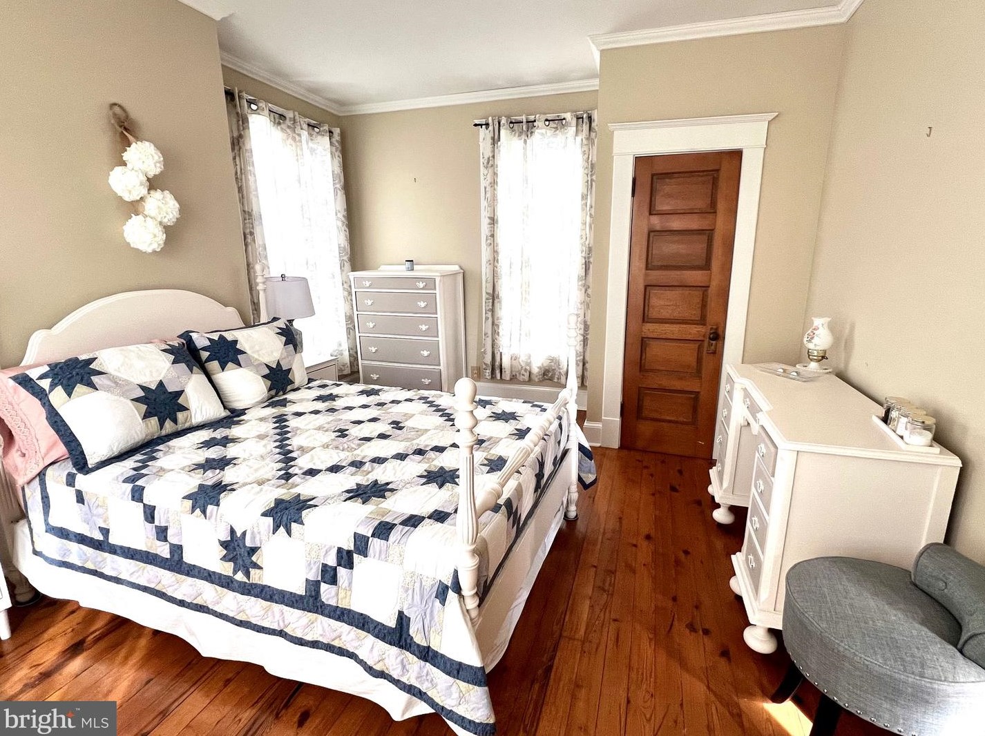 102 High St, Edinburg VA  22824-3084 exterior