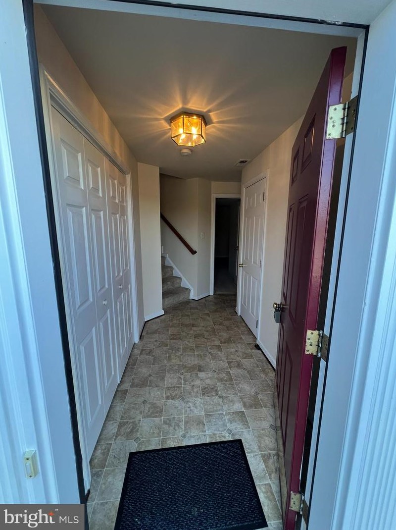 604 Hupps Hill Ct, Strasburg, VA 22657