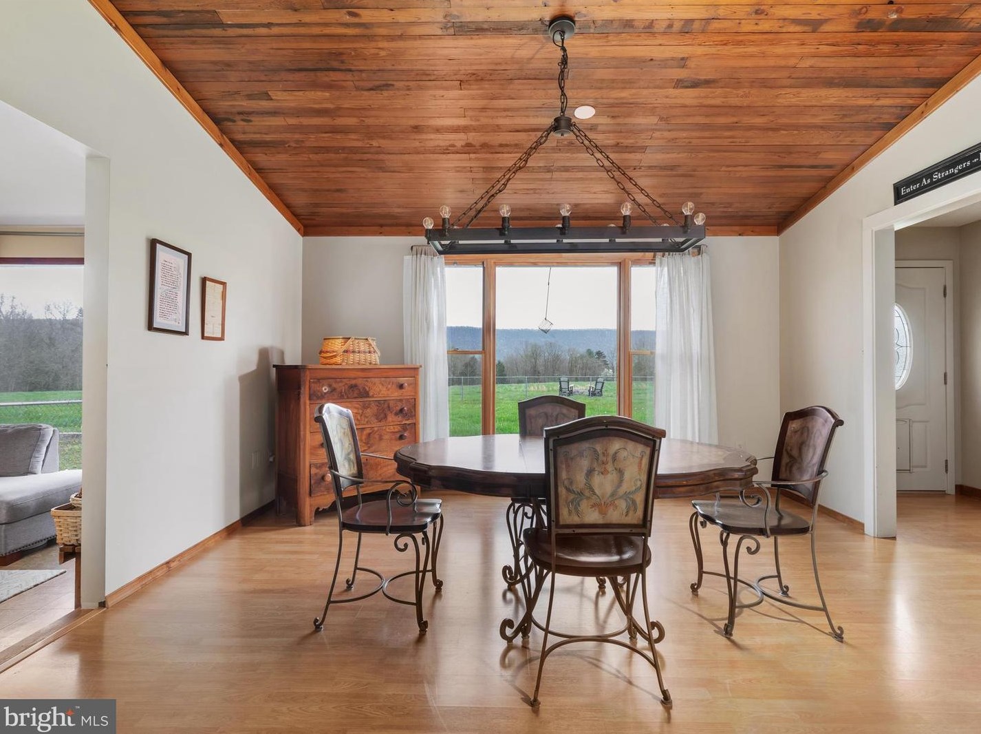 1058 Tea Berry Rd, Maurertown, VA 22644-2748