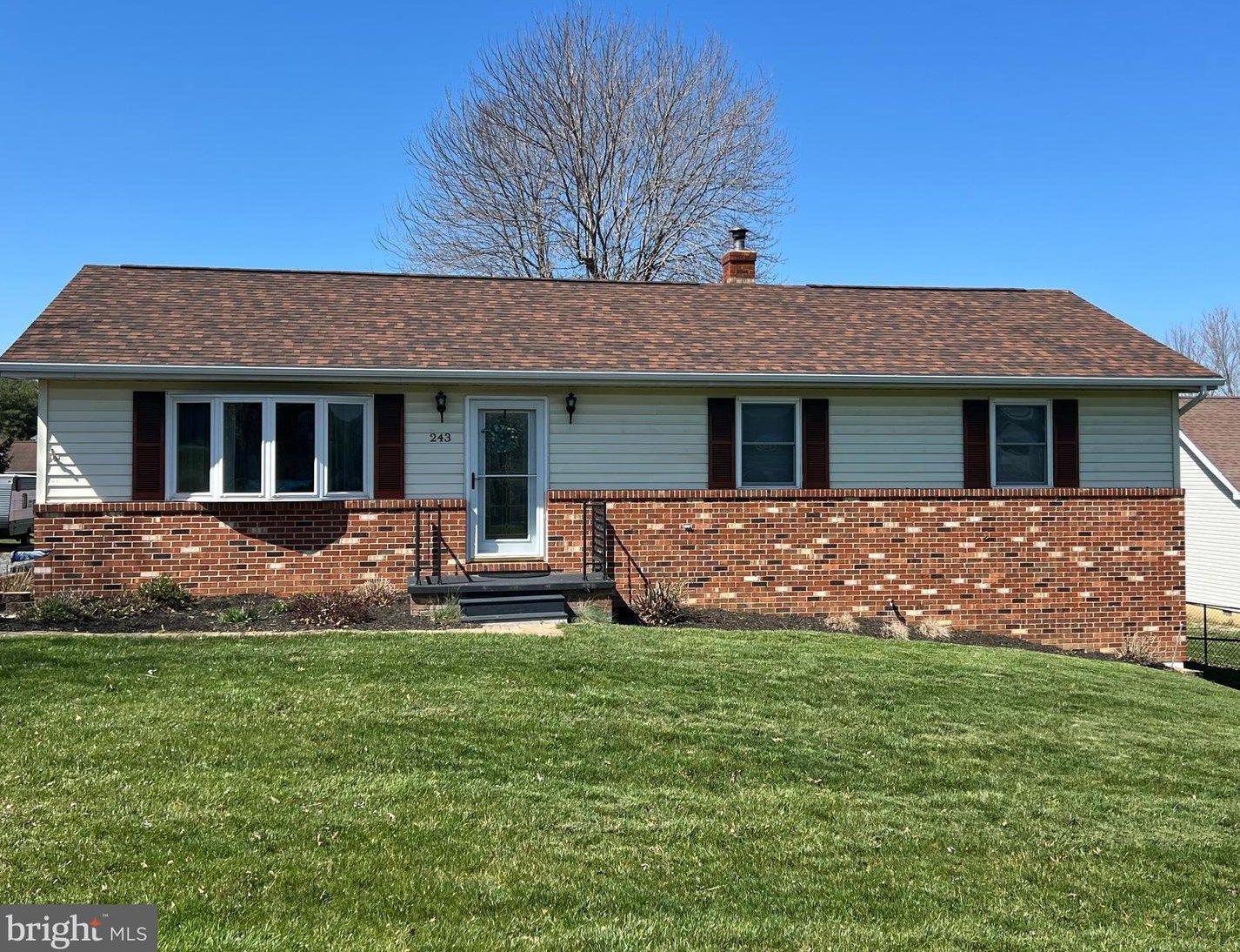 243 Massanutten Dr, Edinburg, VA 22824