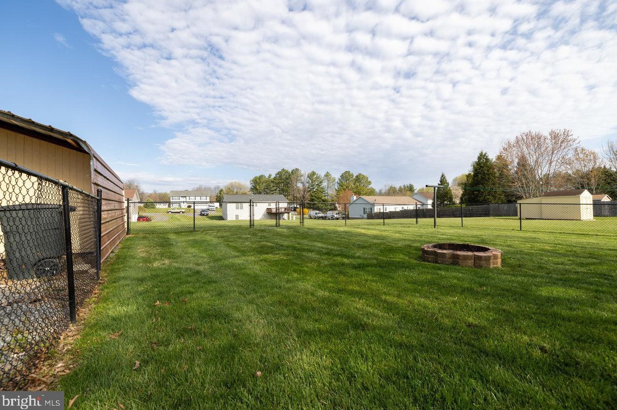 243 Massanutten Dr, Edinburg VA  22824-3022 exterior