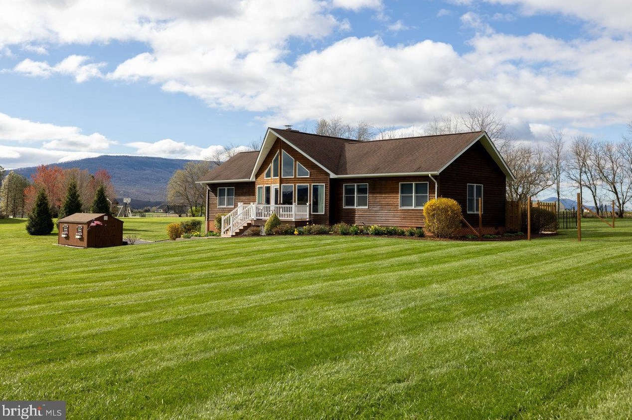 326 Highview Rd, New Market, VA 22844