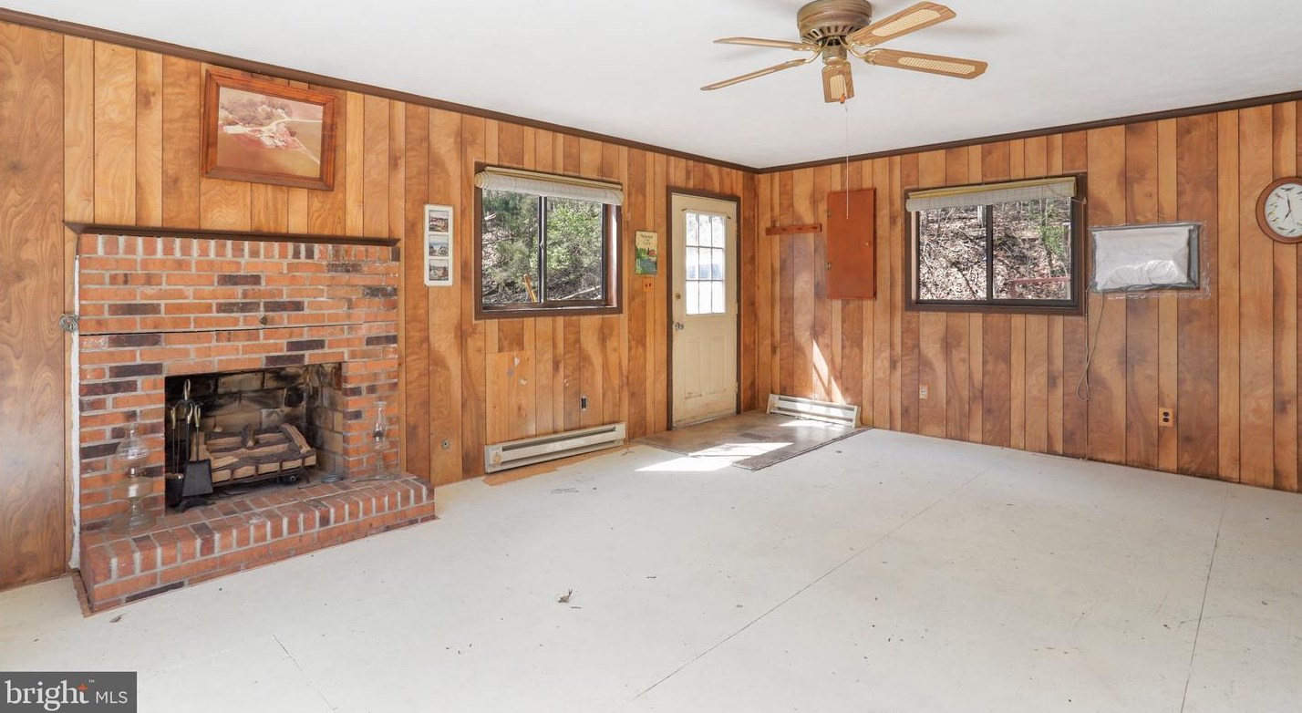 38 Judd Ln, Mount Jackson VA 22842-3470 exterior