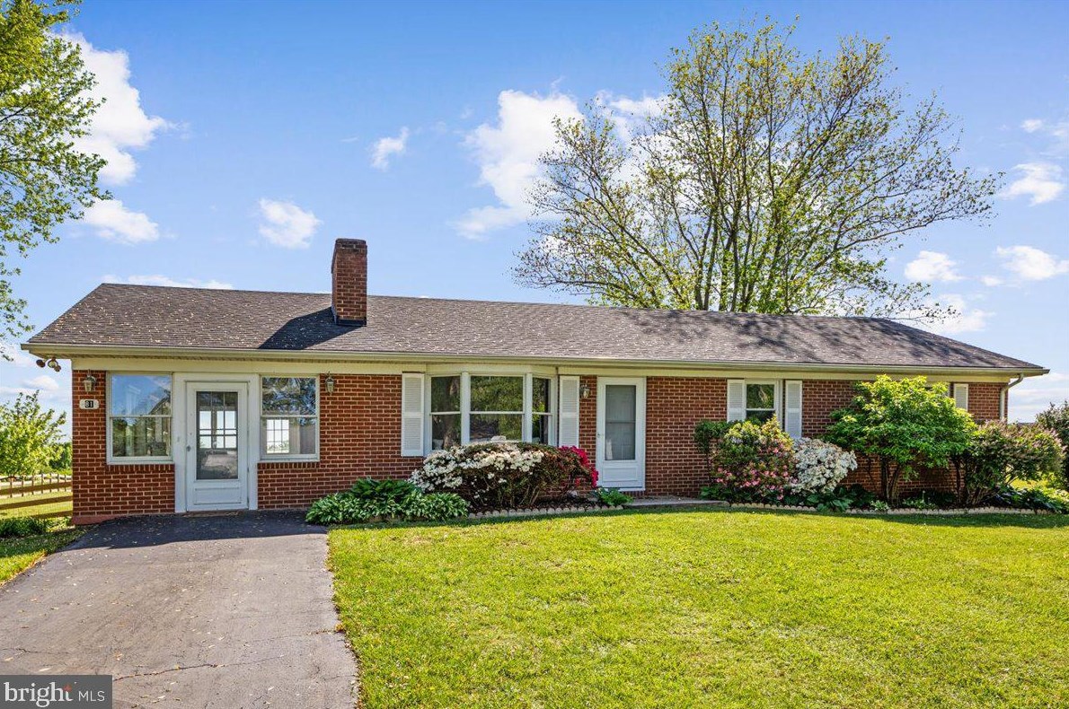 81 Molineau Rd, Edinburg, VA 22824