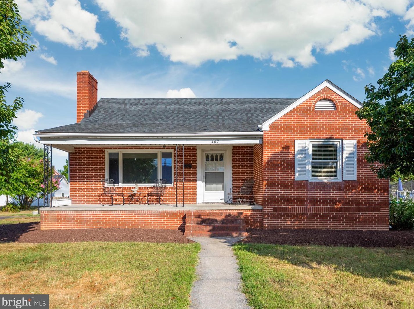 262 Royal Ave, Strasburg, VA 22657