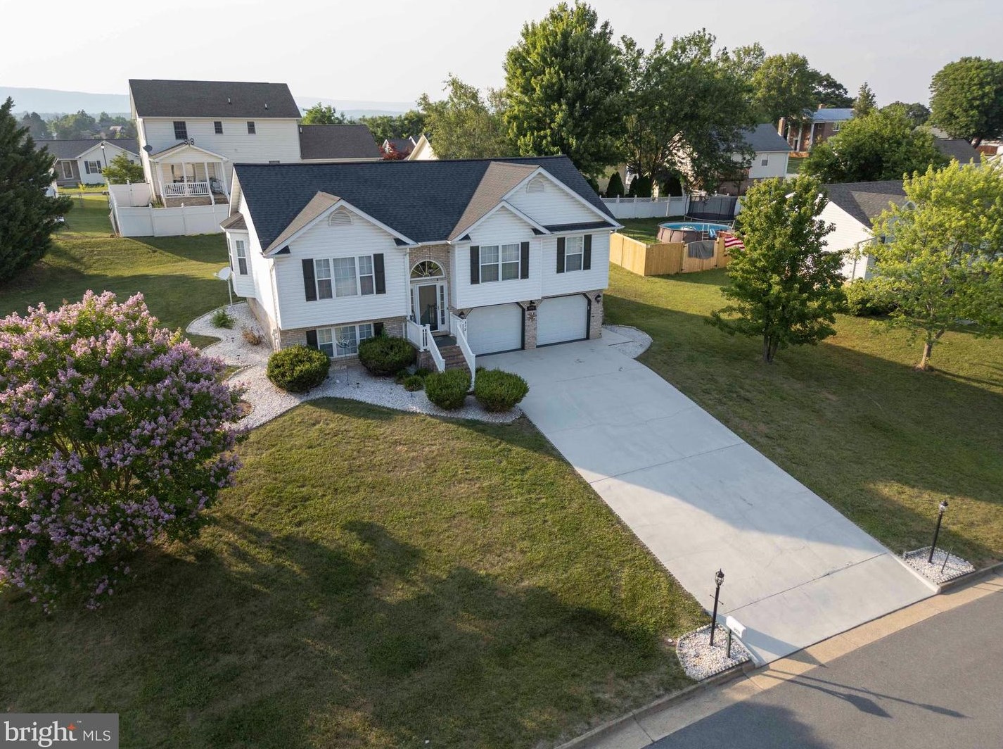 975 Seldon Dr, Strasburg, VA 22657
