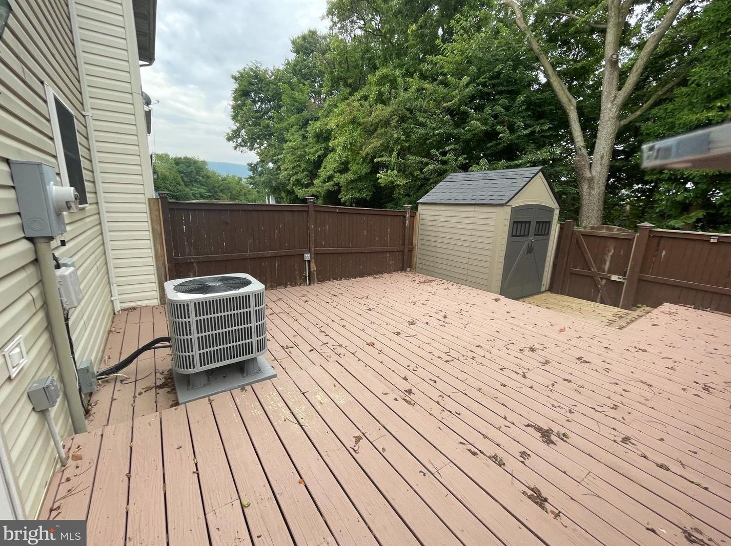206 Kadies Ln, Edinburg, VA 22824