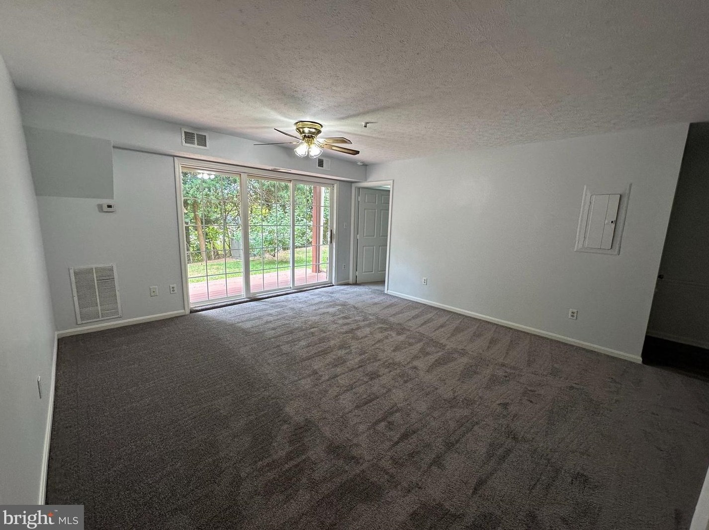 4064 Rose Bud Ct, Edinburg, VA 22824