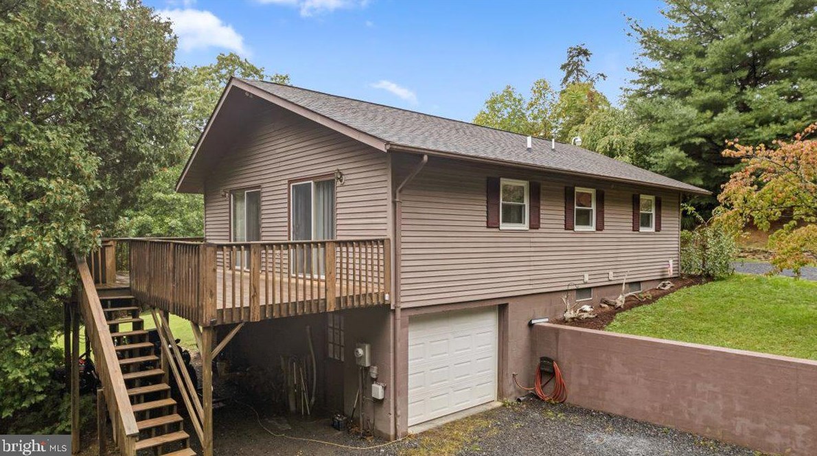2961 Ridge Hollow Rd, Edinburg, VA 22824