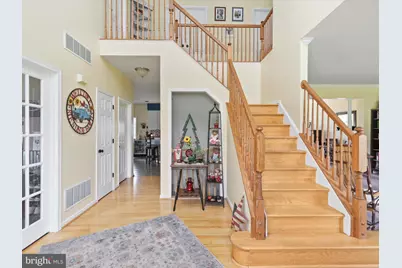 115 Savannah Drive, Strasburg, VA 22657 - Photo 2