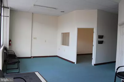 110 E High Street, Woodstock, VA 22664 - Photo 8