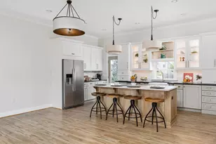 176 S Virginia St, Strasburg, VA 22641 - Photo 4