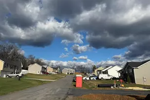 43 Lilleigh Ct, Maurertown, VA 22644 - Photo 2