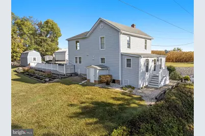 758 Honeysuckle Avenue, Woodstock, VA 22664 - Photo 2