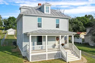 3341 Hillcrest Dr, Toms Brook, VA 22660 - Photo 2