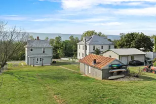 3341 Hillcrest Dr, Toms Brook, VA 22660 - Photo 36