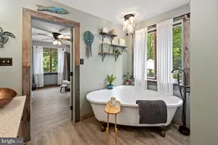 2891 Saumsville Rd, Maurertown, VA 22644 - Photo 10