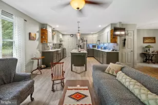 2891 Saumsville Rd, Maurertown, VA 22644 - Photo 18