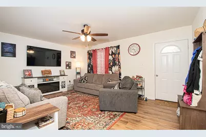 21 Lilleigh Court, Maurertown, VA 22644 - Photo 4