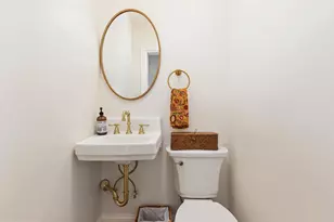 239 N Church St, Woodstock, VA 22664 - Photo 22