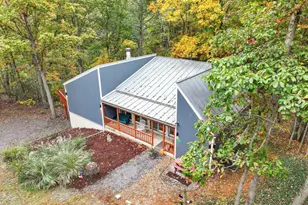 16 Spruce Hollow Rd, Basye, VA 22810 - Photo 4